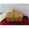 Image 4 : Vintage Rattan Wicker Lidded Picnic Basket 14'' x 10'' x 6'' High (Good Condition) ,