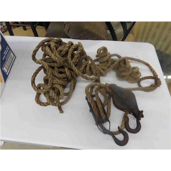 Antique Block and Tackle Pulley with 80ft of Rope 