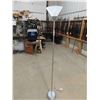 Image 1 : Modern Floor Lamp