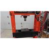 Image 3 : TMG Industries Pneumatic / Hydraulic 20 Ton Press 