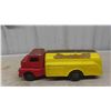 Image 3 : Structo 66 Pressed Metal Fuel Tanker Truck 13'' x 4 1/2'' x 5 1/2''