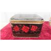 Image 2 : Candy and Biscuit Tins