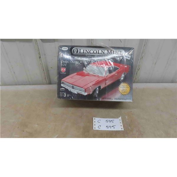 New Old Stock Lincoln Mint Ultra Metal Series Dodge Charger Scale 1:24