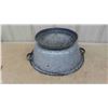 Image 4 : Vintage Granitware Basin 18'' Diameter , Chamber Pot Bed Pan 