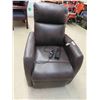 Image 2 : Leather/Leather-Style Power Recliner 