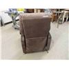 Image 7 : Pride Medi Lift Recliner Chair - New Condition