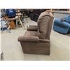 Image 8 : Pride Medi Lift Recliner Chair - New Condition