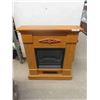 Image 1 : Oak Mantle with Electric 1500 Watt Fireplace-Style Heater 37'' x 32'' x 9'' 