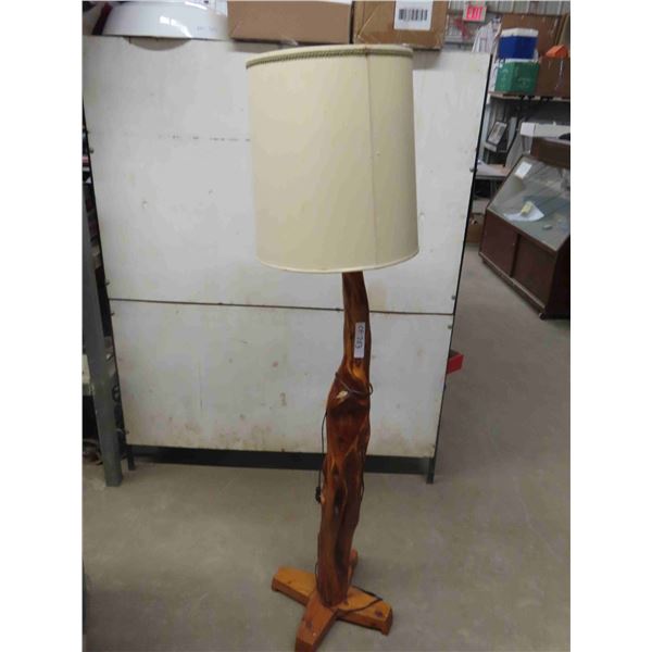Diamond Willow Floor Lamp 