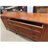 Image 6 : Maple Side Buffet 33'' x 91'' x 20''