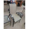 Image 4 : 2 Patio Chairs , 2 Stands 