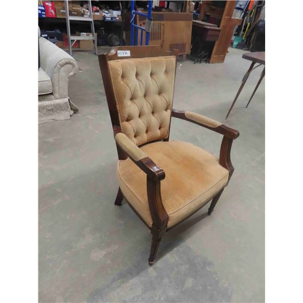 Button Back Arm Chair 