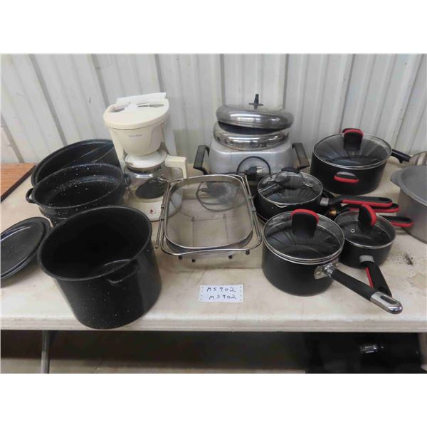 Roasting Pans , Pots , Coffee Maker , Strainer 