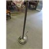 Image 4 : Modern Floor Lamp 