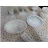 Image 6 : Milk Glass Vases, Hen on Nest (Chip on Base) 