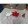 Image 1 : 2 Milk Glass Hens on Nest , Blown Glass Center Piece , Plus 