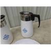 Image 2 : 2 Corningware Coffee Urns , Dish