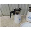Image 3 : 2 Corningware Coffee Urns , Dish