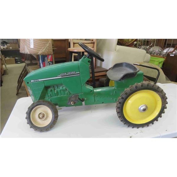 John Deere Metal Kids Pedal Tractor - Front Axle is Broken , Wheel Missing (See Photos) 