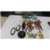 Image 1 : Knick Knacks , Hanging Wall Art 