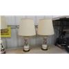 Image 2 : 4 Table Lamps with Shades (2) 29 1/2'' Tall , (2) 25 1/2'' Tall 