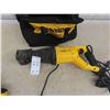 Image 6 : 3 Dewalt Power Tools : Reciprocating Saw, Cut Out 