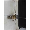 Image 8 : 2 Aladdin Parlor Oil Lamps with 1 Chimney