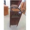 Image 2 : Victrola Cabinet Gramophone 