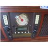 Image 2 : Innovative Technology Modern Vintage-Looking Radio, CD, Cassette & Record Player 