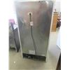 Image 7 : Frigidaire Upright Freezer 65'' x 26'' x 32''