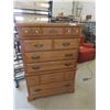 Image 1 : Oak Dresser 52'' x 36'' x 18'' 