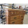 Image 4 : Oak Dresser 52'' x 36'' x 18'' 