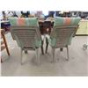 Image 2 : 2 Plastic Lawn Chairs with Cushions 