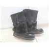 Image 2 : Mukluks Size 9 , 3 Pairs Moccasin Slippers No Size Soles Measures 8 1/4'' &