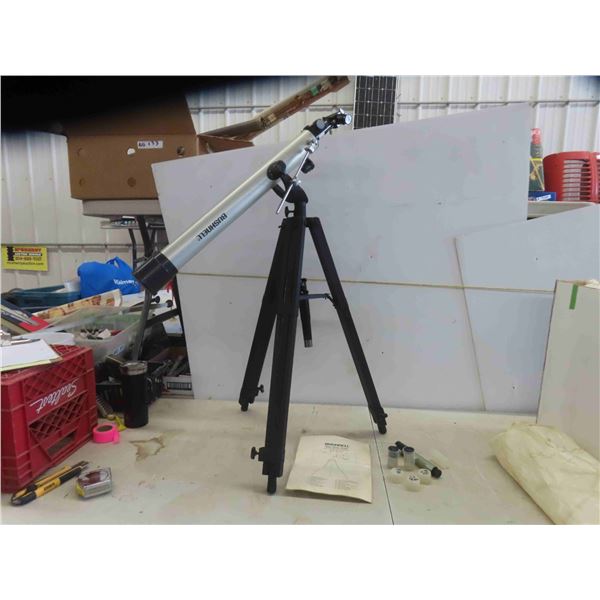 Bushnell Telescope with Manual and Extra Lens
