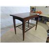 Image 2 : Walnut Stand 21'' x 27'' x 16''