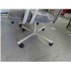 Image 8 : Kitchen Table 29'' x 59'' x 42'' & 5 Rolling Swivel Chairs 