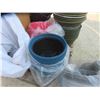 Image 8 : Pallet Lot : New Old Stock Plastic Planters Various Shapes and Sizes