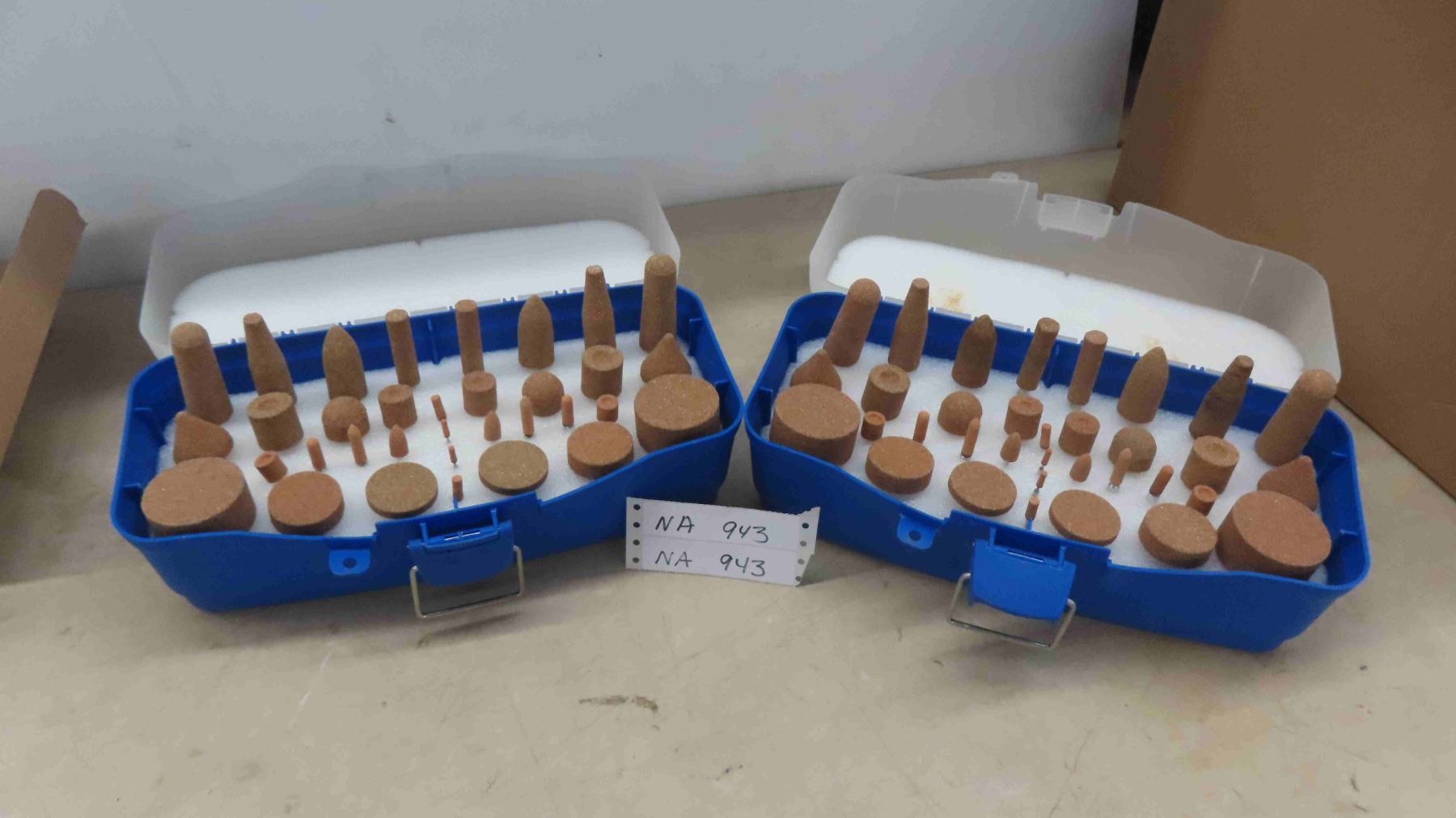 2 Westward 34pce Vitrifled Mounted Point Kit