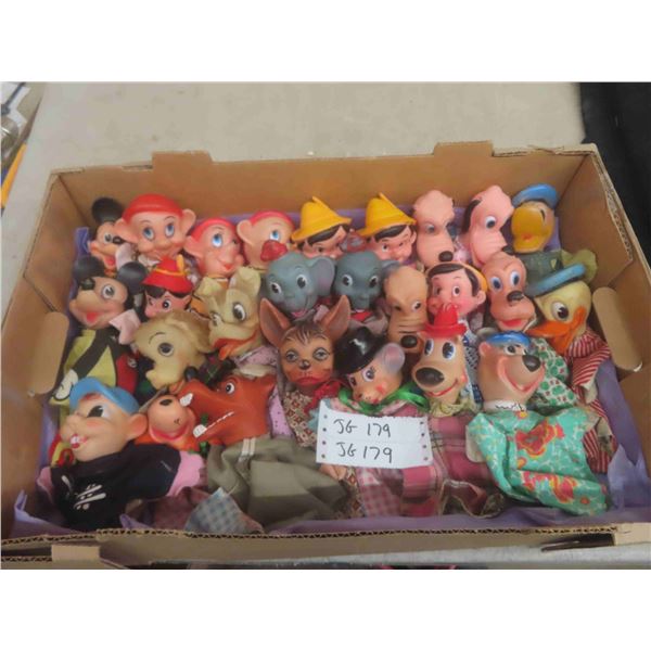 26 Vintage Disney and Hanna Barbera Hand Puppets : Donald