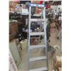 Image 2 : Aluminum 6ft Step Ladder 