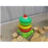 Image 3 : Toys: 38pce Wood Block Set in 2015 Grey Cup Festival Pail, 