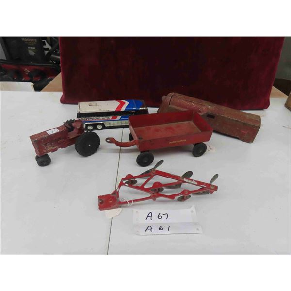 Pressed Metal Train Engine (Missing Wheels, See Photos) , Tractor , 