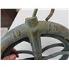 Image 2 : Well Bucket Pulley