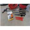 Image 2 : Shop Vac 8 Gallon with 25ft of Hose , Nozzles & Floor Cleaning 