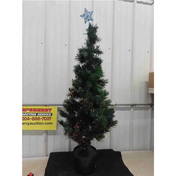 44'' Christmas Tree with Colour Changing Fiber Optic Lights 