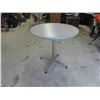 Image 1 : Round Table 30'' x 30'' H 