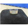 Image 3 : Sterling Silver and Mother of Pearl Ring Size 9 Total Weight 7.7 Grams 