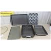 Image 8 : Pots, Pans, Bakeware, Roaster & More (Some Kitchenaid)