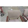 Image 2 : 2 Waiting Room Arm Chairs 